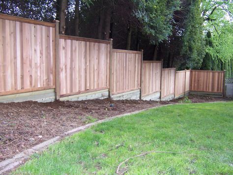 Best Backyard Fence on Sloped Yard - Sloped backyard fencing